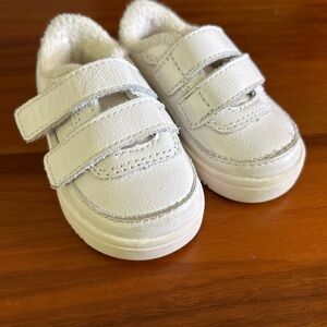 Zara Toddler White Leather Sneakers with adjustable straps